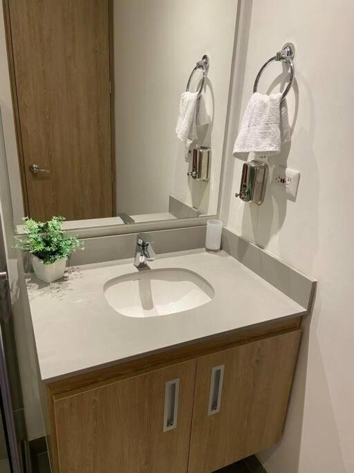 Colombia Apartment *